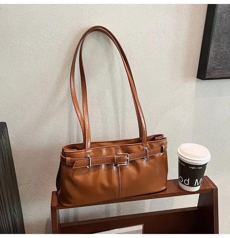 Women's Retro Crossbody Bag Tan New Winter 2026 — feature 41
