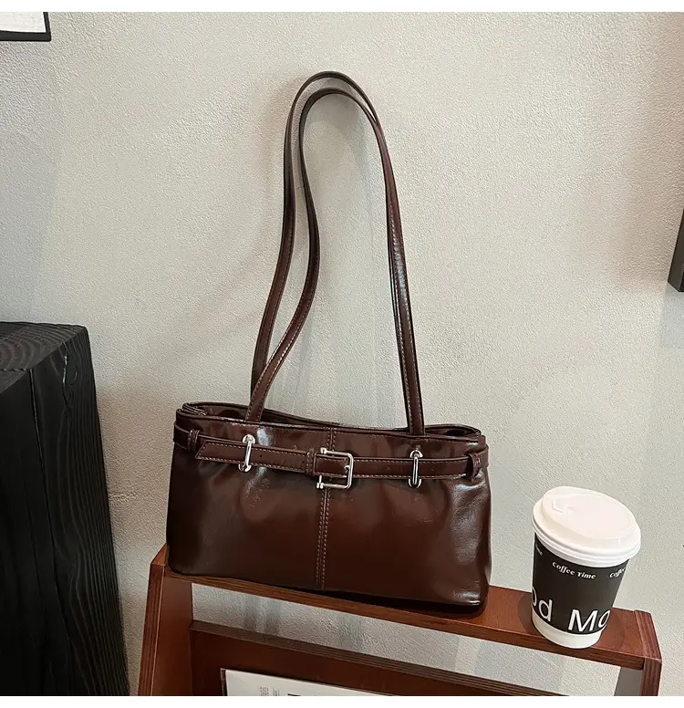 Women's Retro Crossbody Bag Tan New Winter 2026 — feature 42