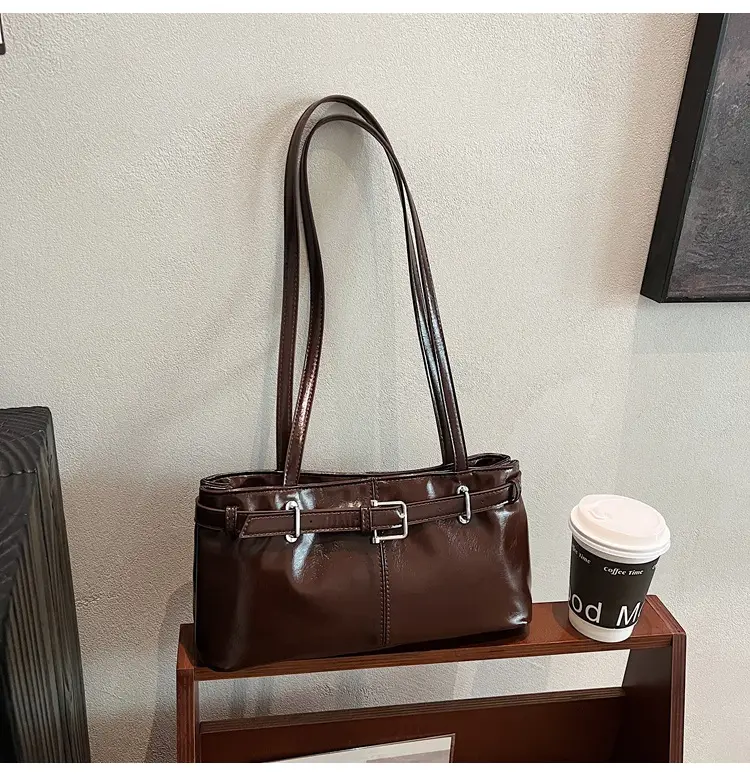 Women's Retro Crossbody Bag Tan New Winter 2026 — feature 43