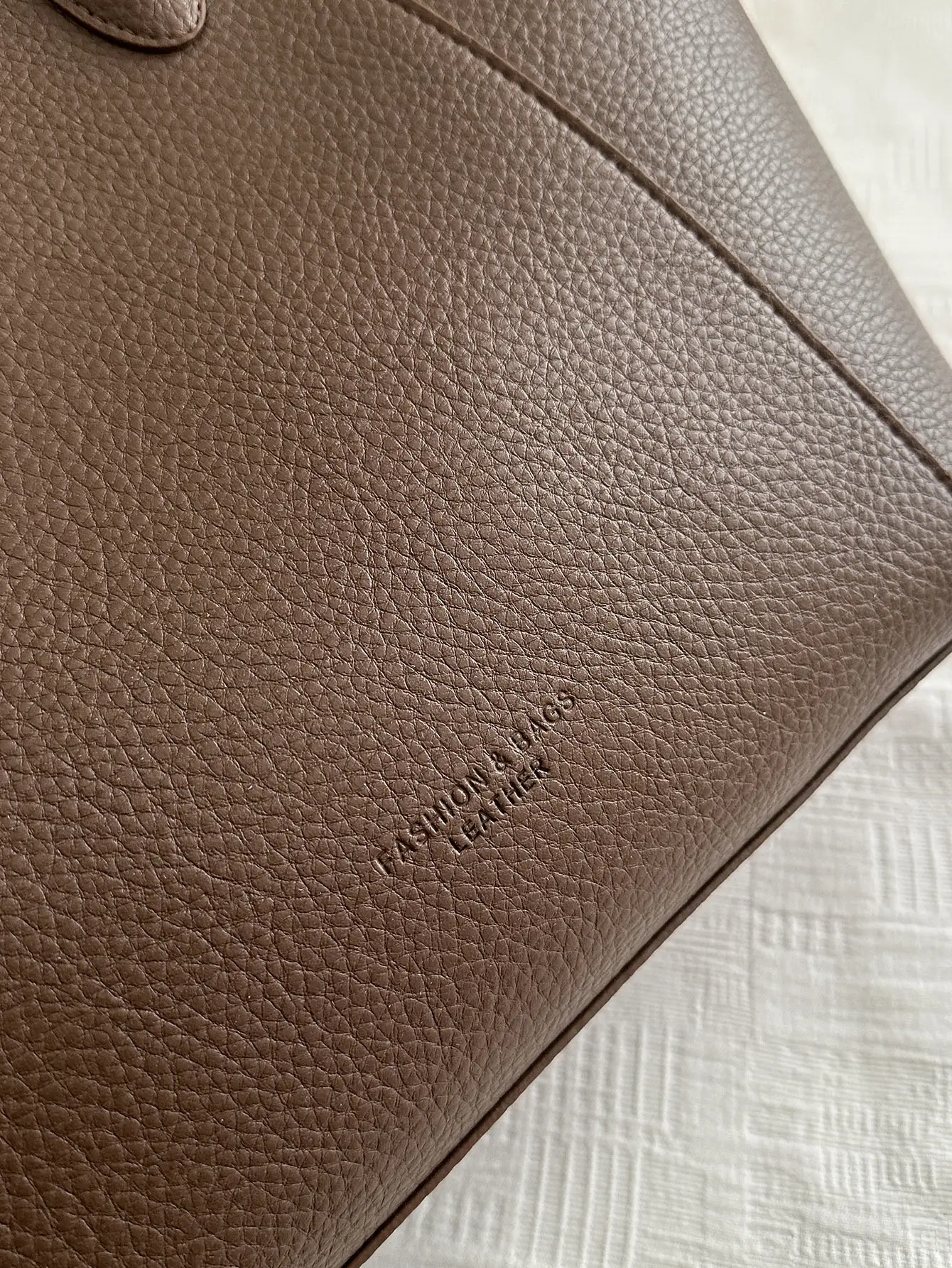 Women's Large Capacity Shoulder Bag Brown Leather β feature 8