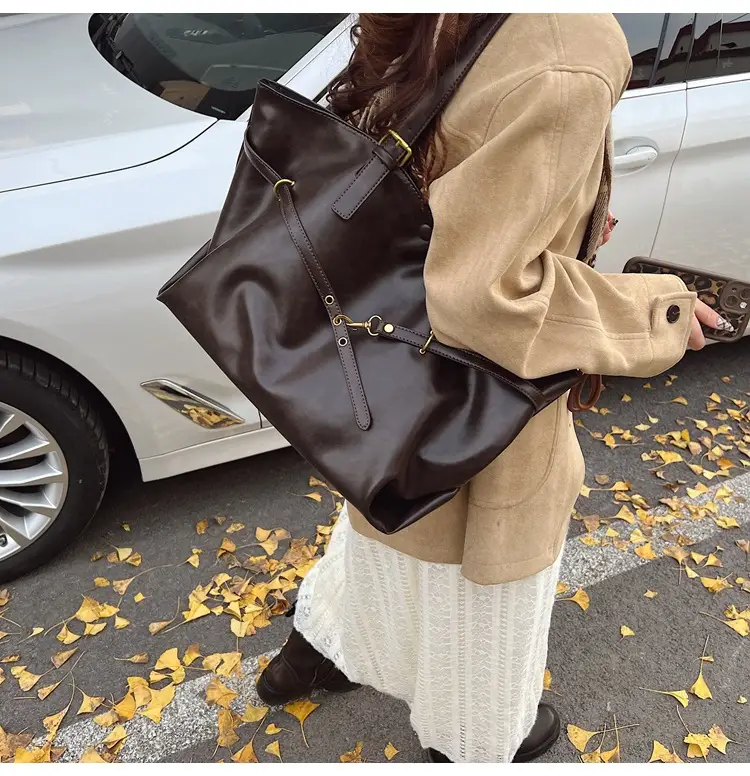 2025 College Student Retro Leather Commuter Tote Bag Large Capacity — feature 16