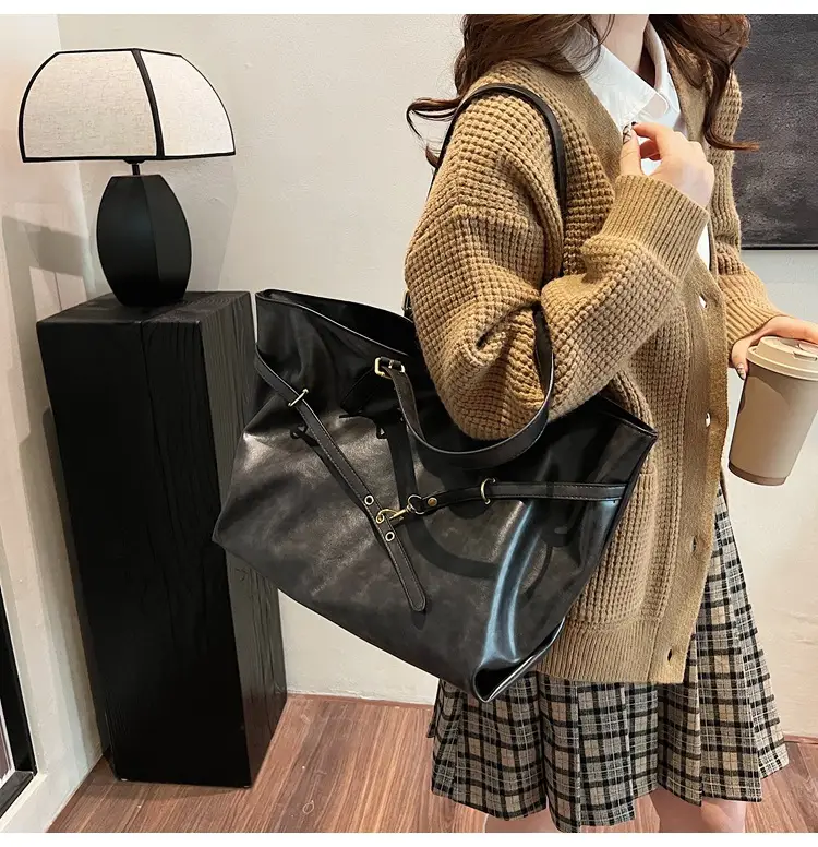 2025 College Student Retro Leather Commuter Tote Bag Large Capacity — feature 43