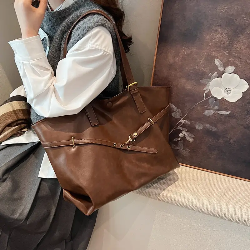 2025 College Student Retro Leather Commuter Tote Bag Large Capacity
