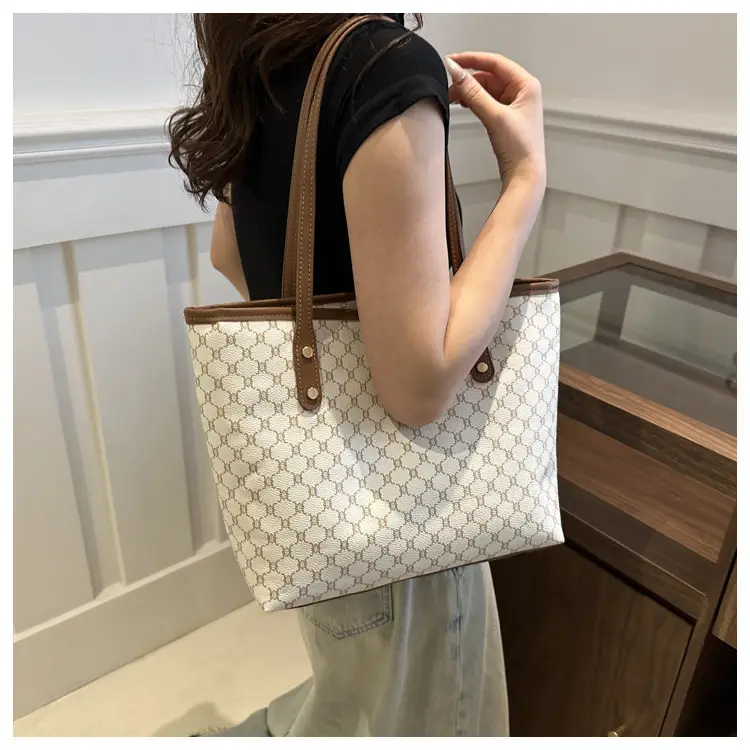 Women's 2-Piece Brown Monogram Tote Bag Set — feature 10