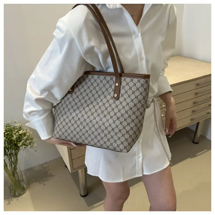 Women's 2-Piece Brown Monogram Tote Bag Set — feature 17