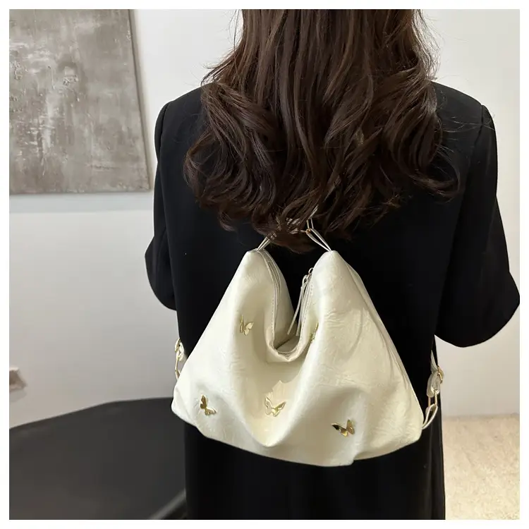 Black Butterfly Embroidered Women's Shoulder Bag 2024 Winter — feature 15