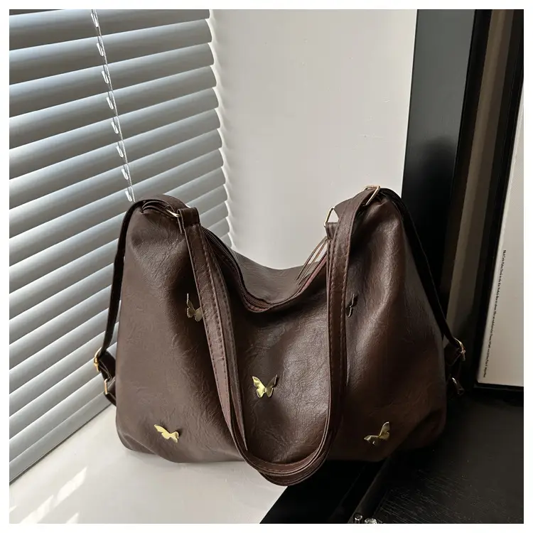 Black Butterfly Embroidered Women's Shoulder Bag 2024 Winter — feature 31