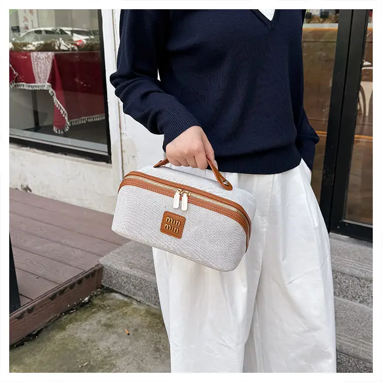 2024 New Retro Cosmetic Bag Large Capacity Portable Travel Cosmetic Storage Bag Toiletry Bag Makeup Brush — feature 12