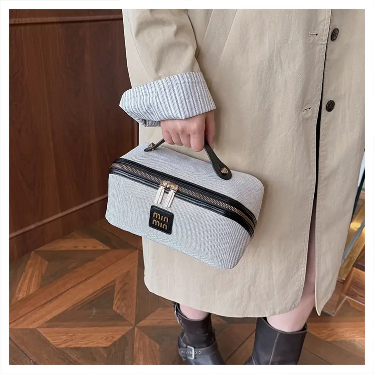 2024 New Retro Cosmetic Bag Large Capacity Portable Travel Cosmetic Storage Bag Toiletry Bag Makeup Brush — feature 14