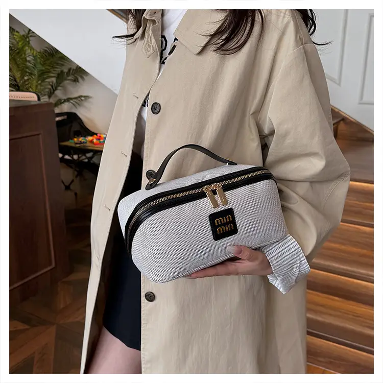 2024 New Retro Cosmetic Bag Large Capacity Portable Travel Cosmetic Storage Bag Toiletry Bag Makeup Brush — feature 16