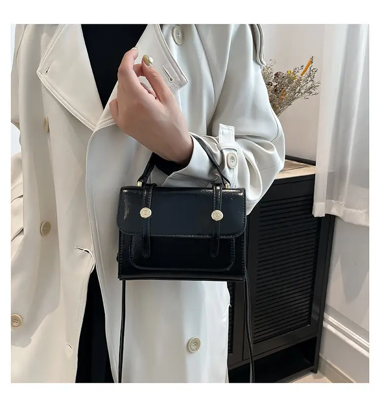 Women's Brown Leather Shoulder Crossbody Bag 2023 — feature 11
