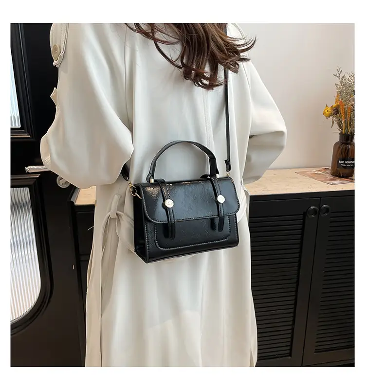 Women's Brown Leather Shoulder Crossbody Bag 2023 — feature 13