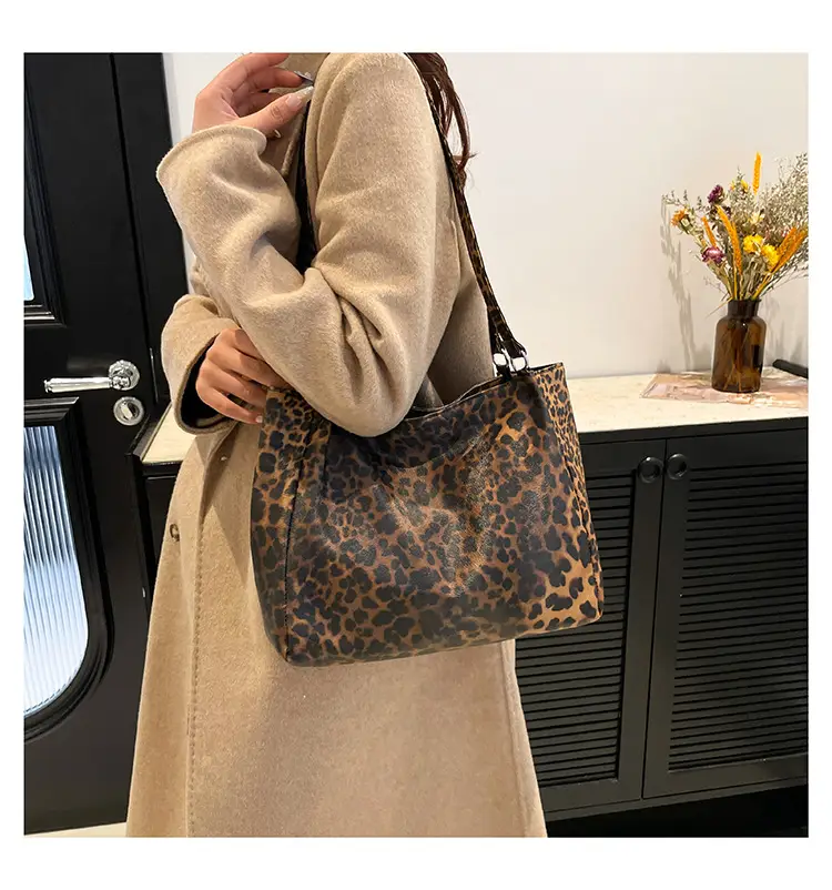 Leopard Print Women's Shoulder Bag 2024 New Style — feature 10