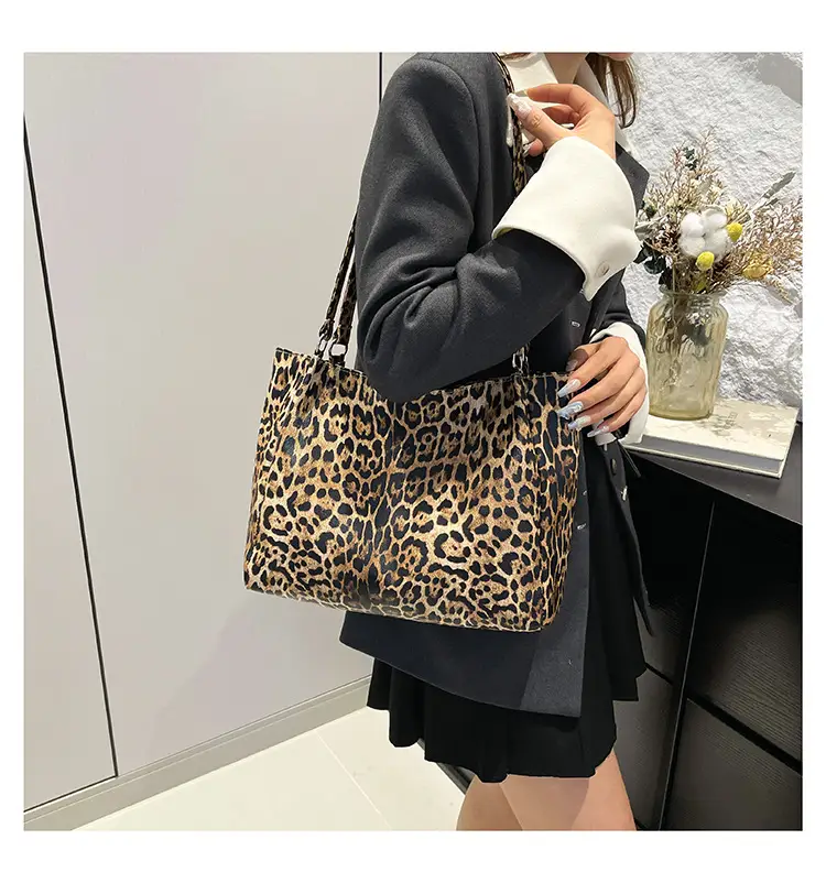Leopard Print Women's Shoulder Bag 2024 New Style — feature 16