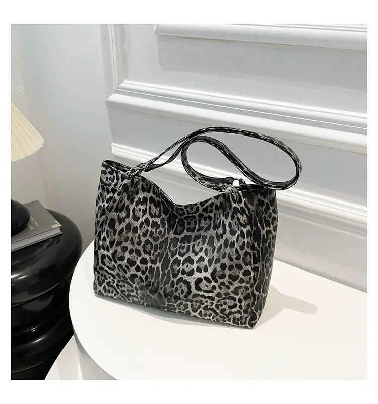 Leopard Print Women's Shoulder Bag 2024 New Style — feature 23