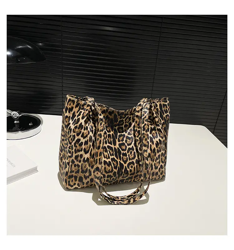 Leopard Print Women's Shoulder Bag 2024 New Style — feature 24