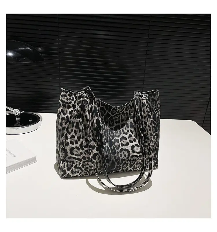 Leopard Print Women's Shoulder Bag 2024 New Style — feature 25