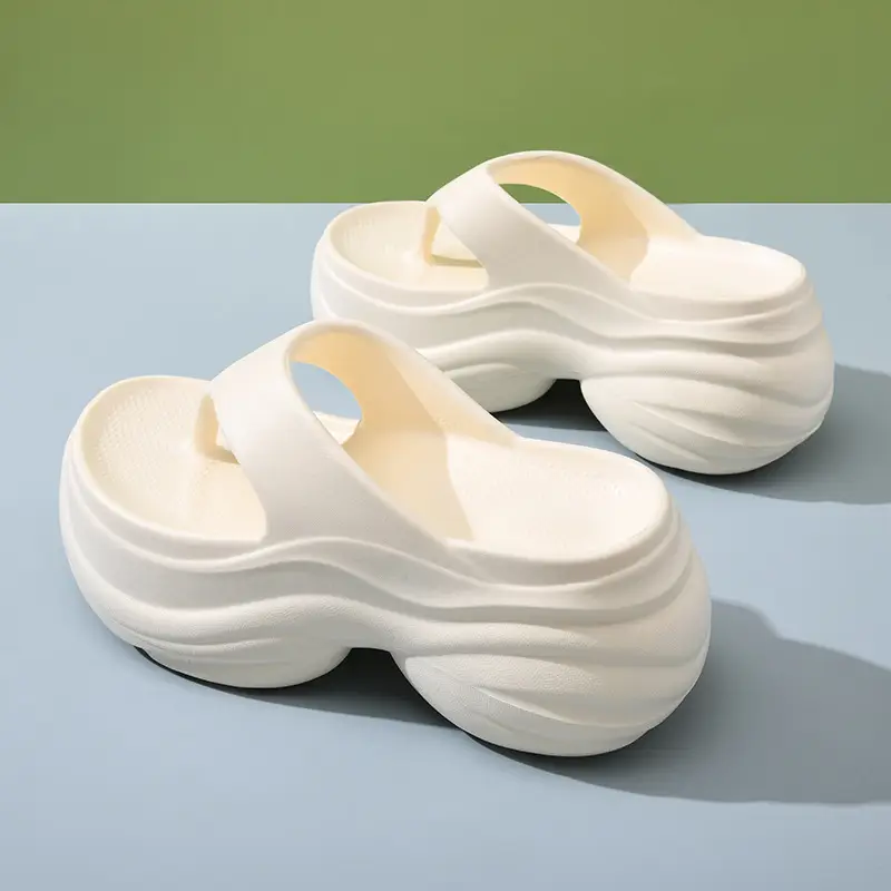 Flip-flops Height-increasing Women's Summer Slippers Outer Wear Clip Anti-slip Seaside Deodorant Breathable Eva All-match Sandals - Image 2