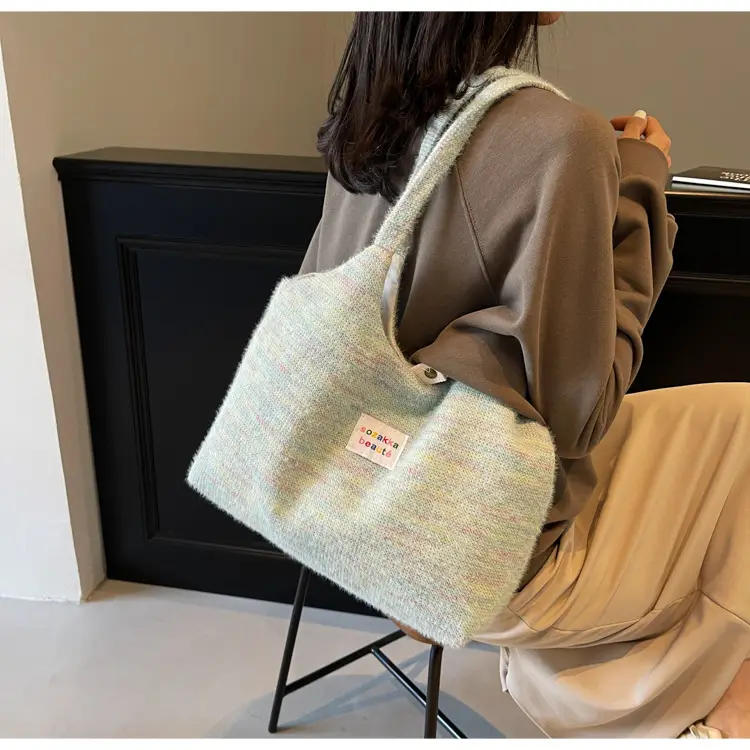 Winter Plush Shoulder Bag Women Large Capacity Japanese Style — feature 17
