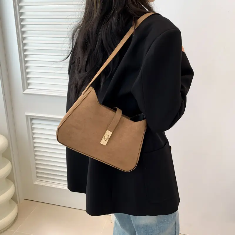 Black Gold Chain Shoulder Crossbody Bag for Women