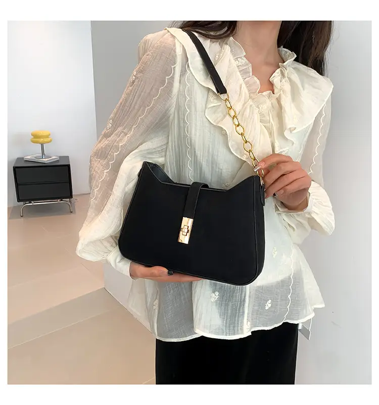 Black Gold Chain Shoulder Crossbody Bag for Women — feature 16
