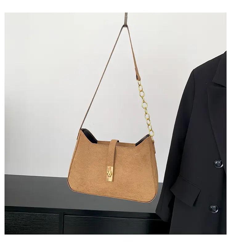 Black Gold Chain Shoulder Crossbody Bag for Women — feature 28