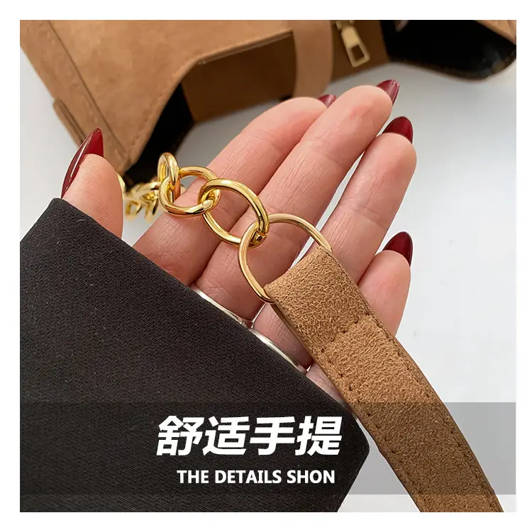 Black Gold Chain Shoulder Crossbody Bag for Women — feature 3