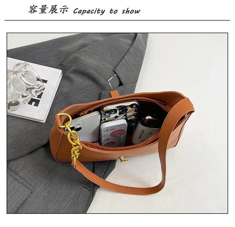 Black Korean Style Shoulder Bag with Gold Chain — feature 10