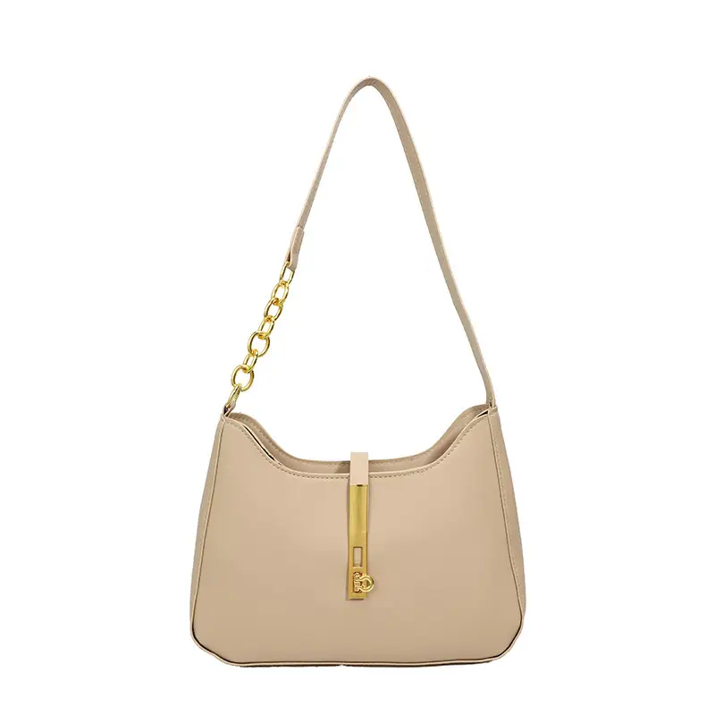 Black Korean Style Shoulder Bag with Gold Chain