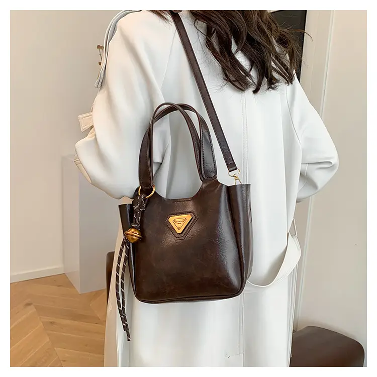 Women Retro Brown Hand Bag K-Style 2025 — feature 13