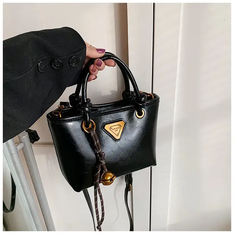 Women's Brown Leather Bucket Bag with Chain Strap — feature 25