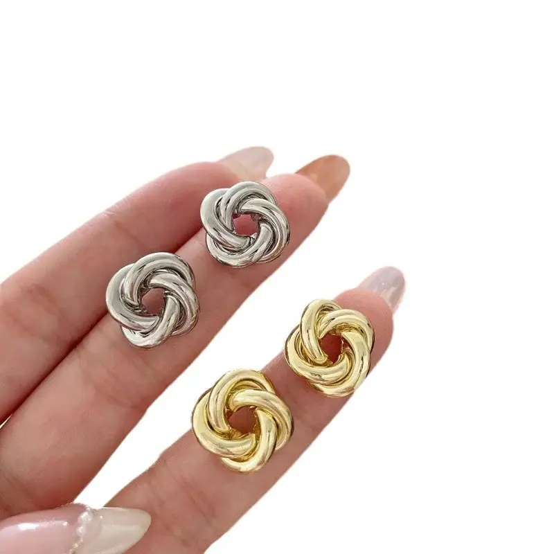Cold Style Retro Knot Circle Ear Studs 2024