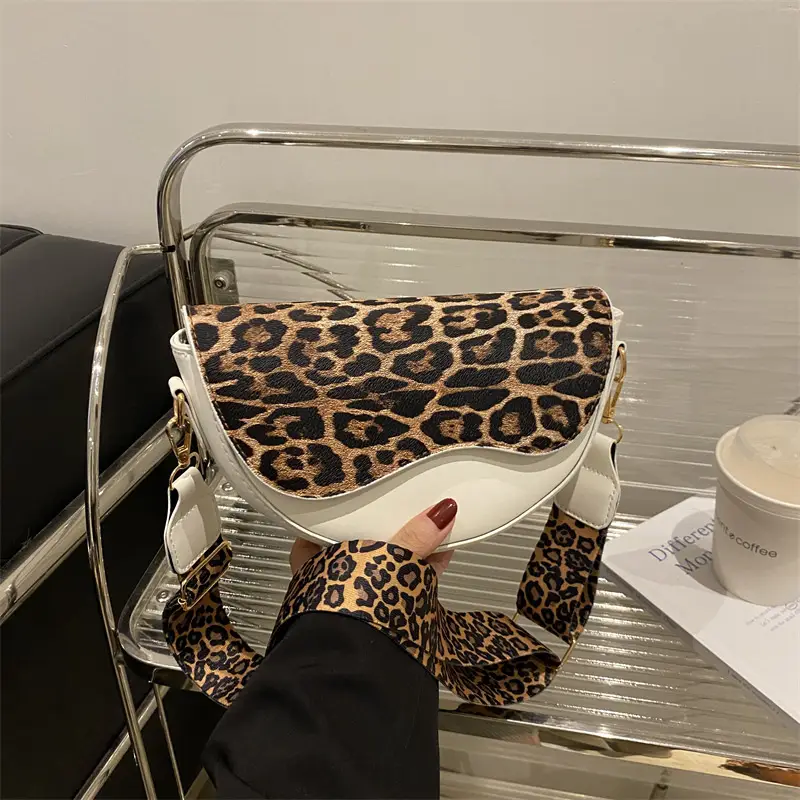 Leopard Print Saddle Bag with Wide Strap 2024 - Image 8