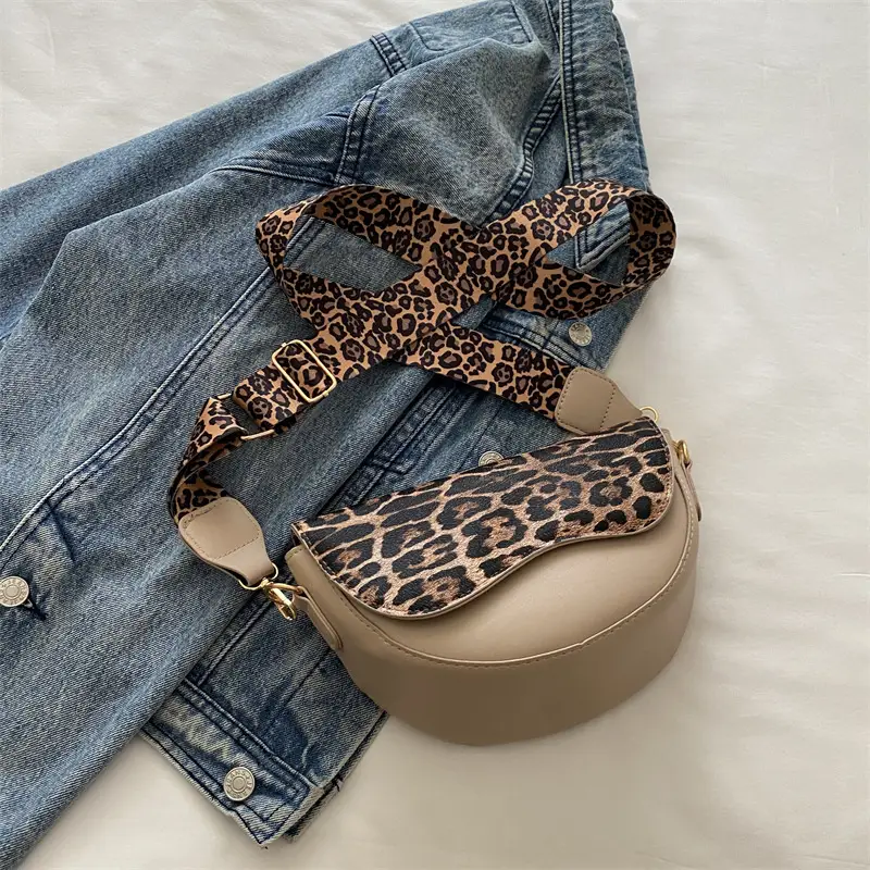 Leopard Print Saddle Bag with Wide Strap 2024 - Image 3