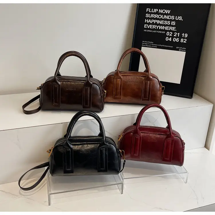 Women Crossbody Bag Winter Vintage Crossbody Shoulder Bag 2026 — feature 1