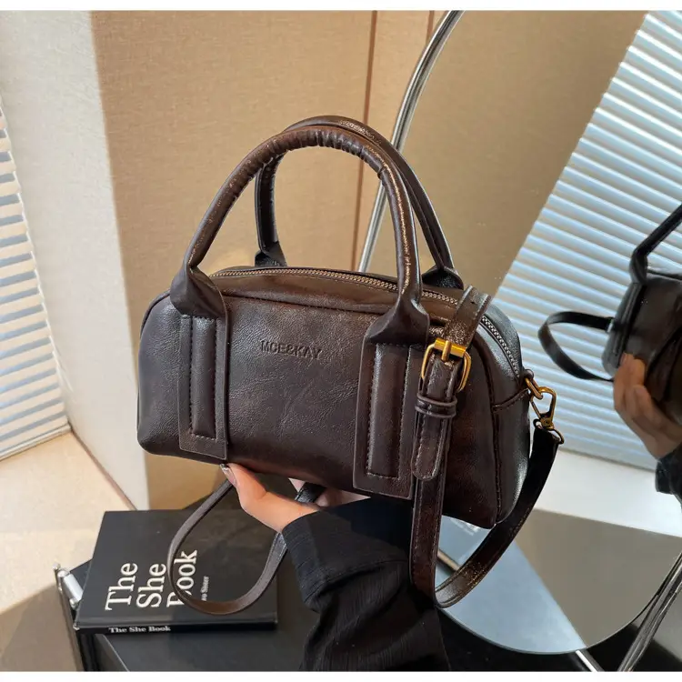 Women Crossbody Bag Winter Vintage Crossbody Shoulder Bag 2026 — feature 28