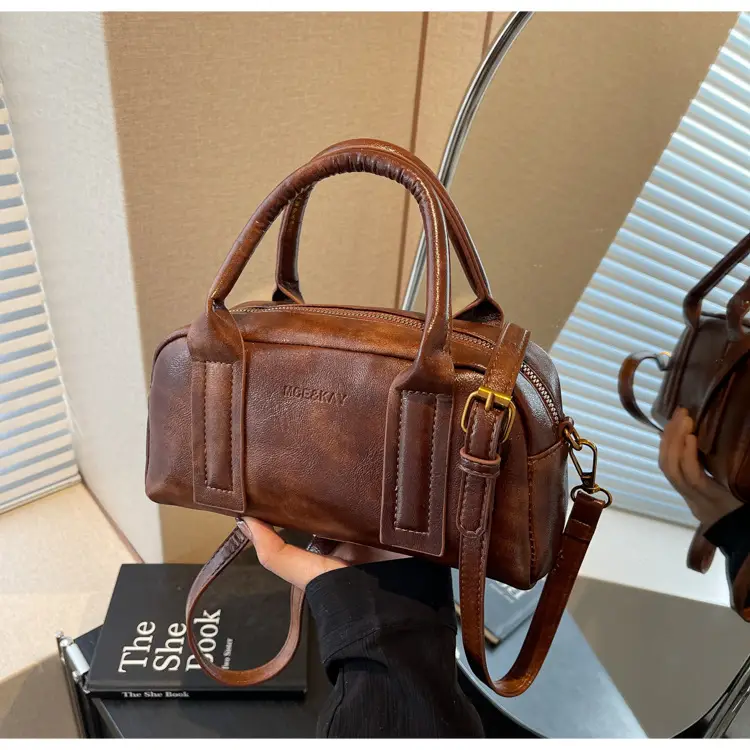 Women Crossbody Bag Winter Vintage Crossbody Shoulder Bag 2026 — feature 30
