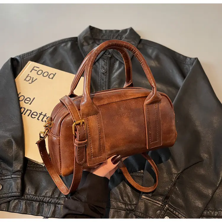 Women Crossbody Bag Winter Vintage Crossbody Shoulder Bag 2026 — feature 34