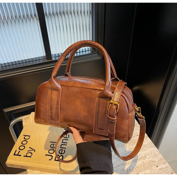 Women Crossbody Bag Winter Vintage Crossbody Shoulder Bag 2026 — feature 38