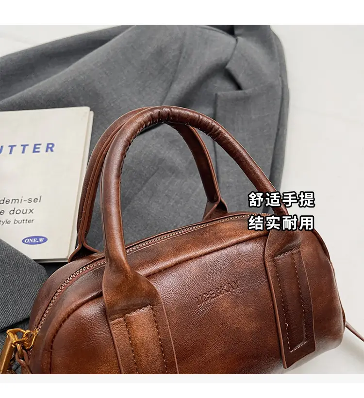 Women Crossbody Bag Winter Vintage Crossbody Shoulder Bag 2026 — feature 6