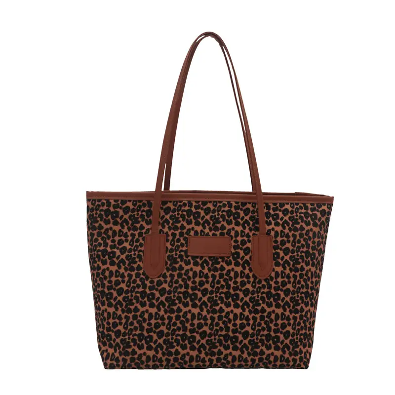 Retro Leopard Shoulder Bag with Textured Handle - Image 2