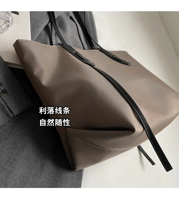 Fashionable Women's Tan Shoulder Bag 2025 Autumn — feature 7