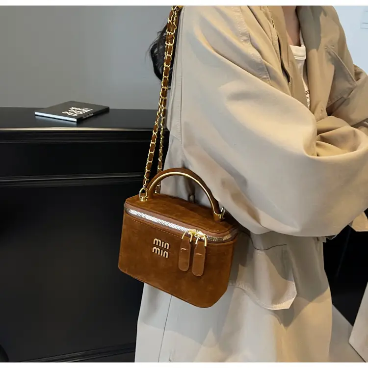 Black French Retro Crossbody Bag Women's Shoulder Crossbody — feature 32