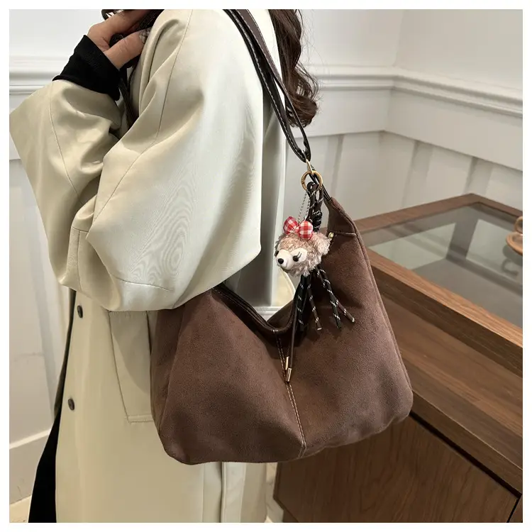Frosted Shoulder Bag with Cute Keychain 2024 Winter — feature 14