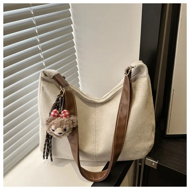 Frosted Shoulder Bag with Cute Keychain 2024 Winter — feature 22