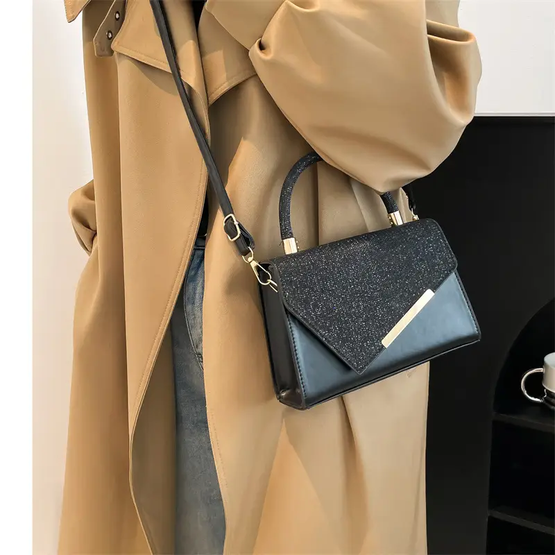 Women's High-end Gold Silk Embroidery Shoulder Crossbody Bag - Image 8