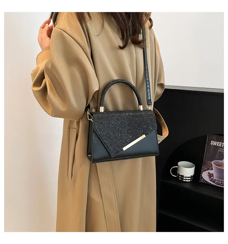 Women's High-end Gold Silk Embroidery Shoulder Crossbody Bag — feature 14