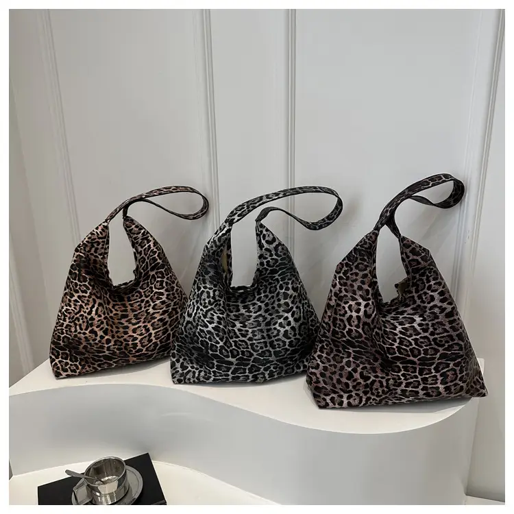 Leopard Print Large Capacity Women's Shoulder Bag — feature 12