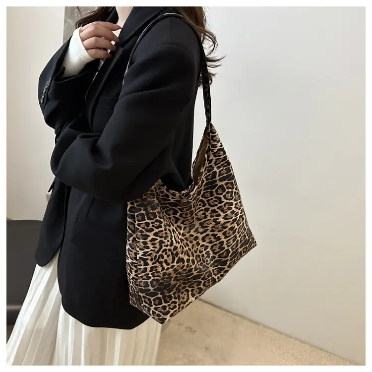 Leopard Print Large Capacity Women's Shoulder Bag — feature 15