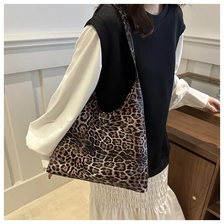 Leopard Print Large Capacity Women's Shoulder Bag — feature 17